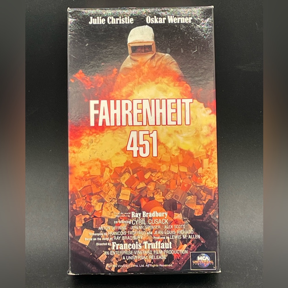 Fahrenheit 451 (1966) VHS Movie - Sci-fi, Dystopian, Drama